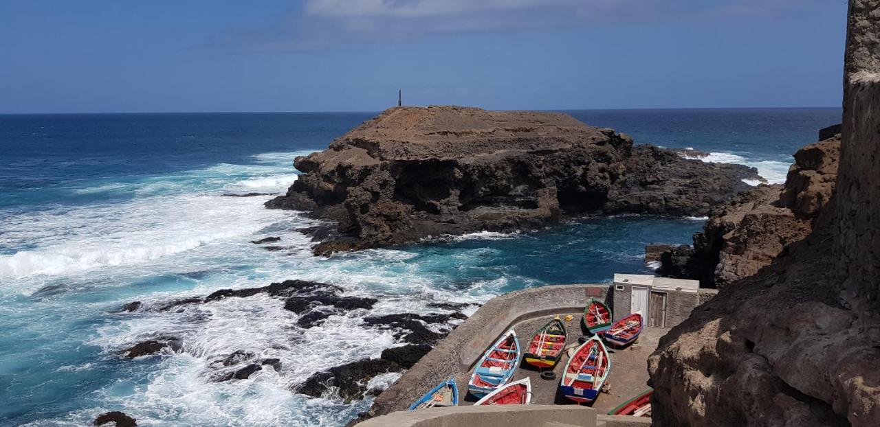 Casa Au Bonheur Des Randonneurs Leilighet Ponta Do Sol Eksteriør bilde