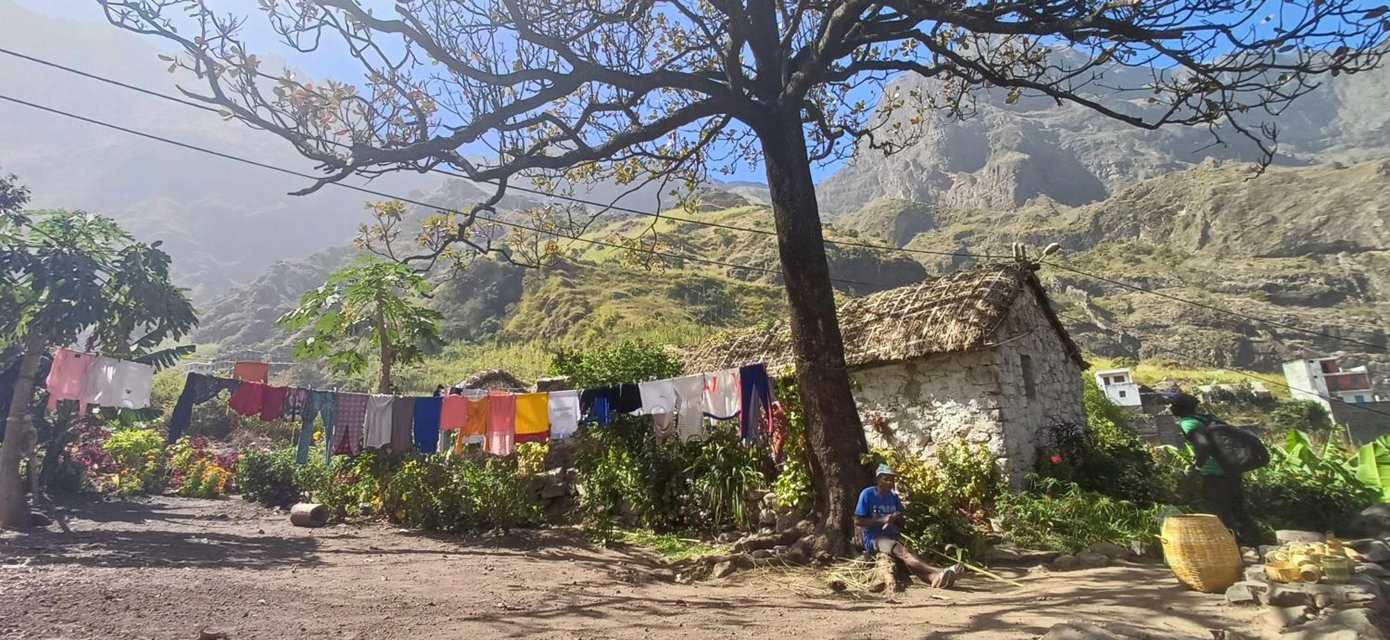 Casa Au Bonheur Des Randonneurs Leilighet Ponta Do Sol Eksteriør bilde