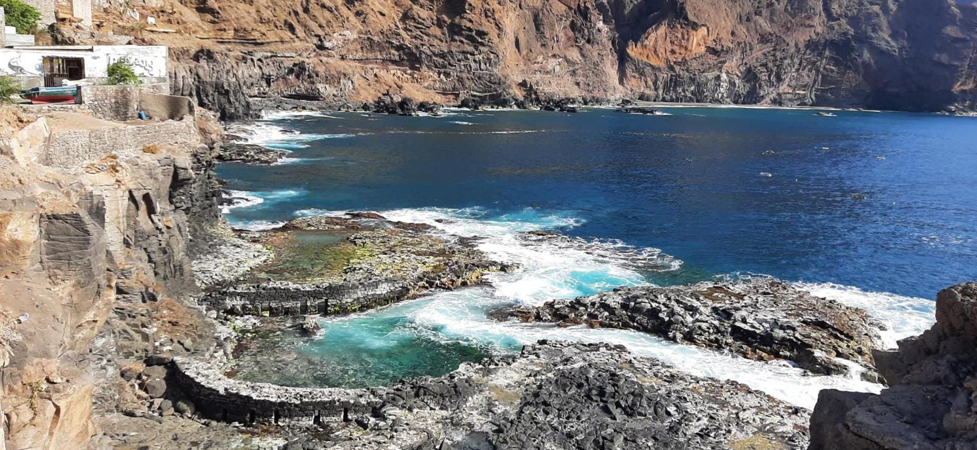 Casa Au Bonheur Des Randonneurs Leilighet Ponta Do Sol Eksteriør bilde